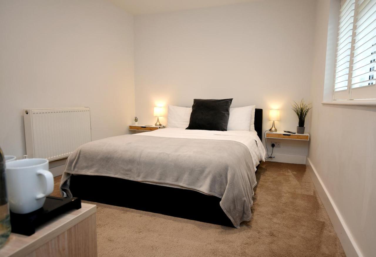 Apple Tree Place B&B Tadley Экстерьер фото