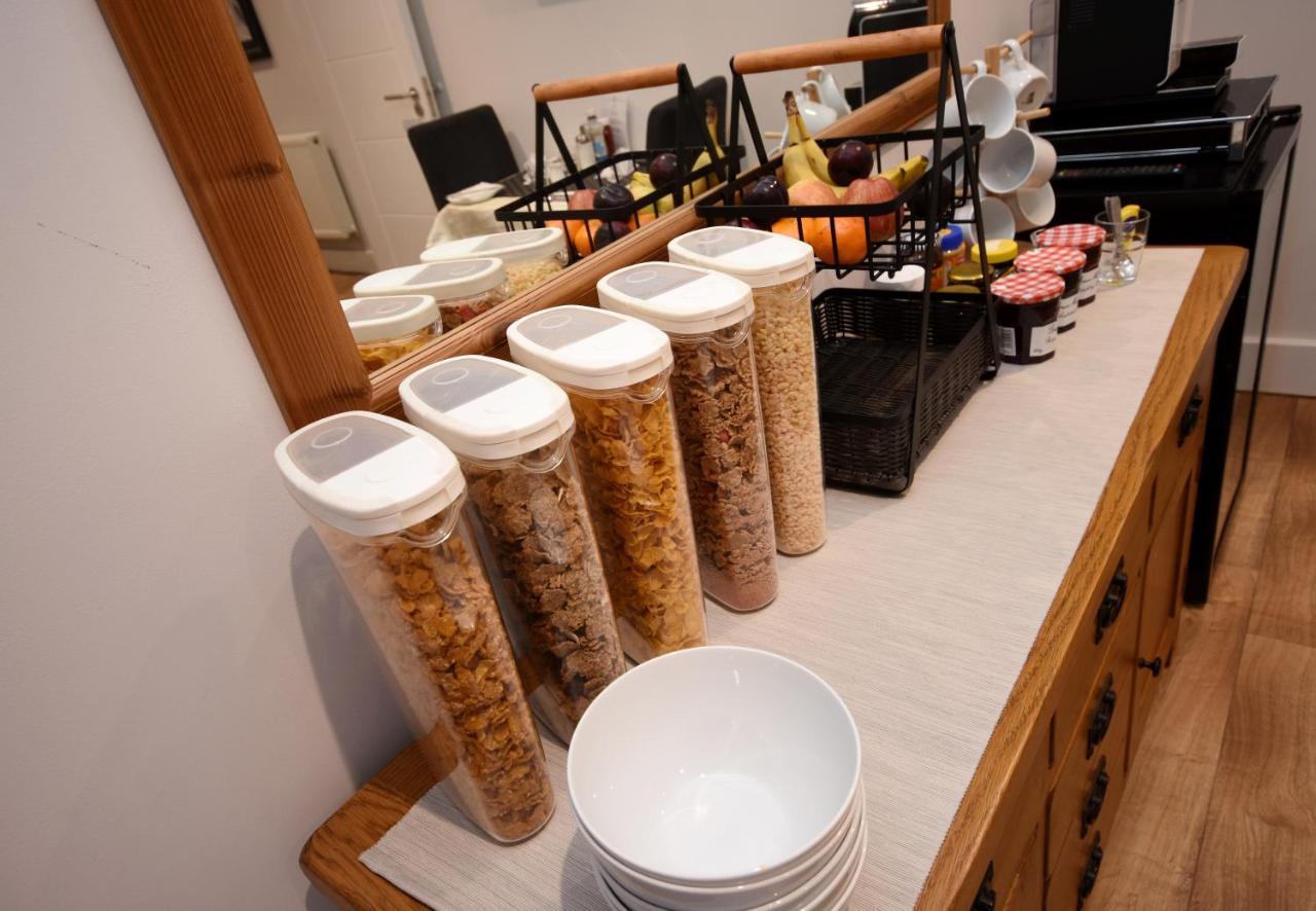 Apple Tree Place B&B Tadley Экстерьер фото