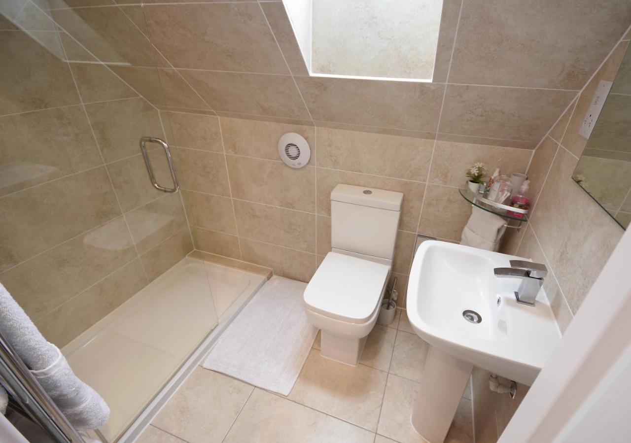 Apple Tree Place B&B Tadley Экстерьер фото